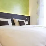 Eee 3*