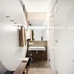 Eee