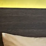 Eee