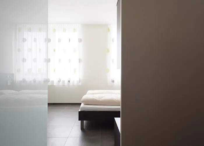 Ξενοδοχείο Eee